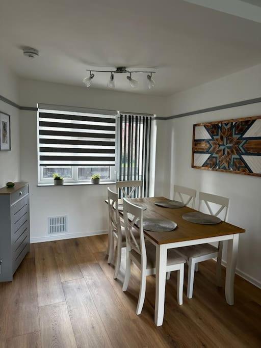 Oxfords 5 Star Lux 2 Bedroom Flat Near Jr 5 Pax, Permit Parking Exteriör bild